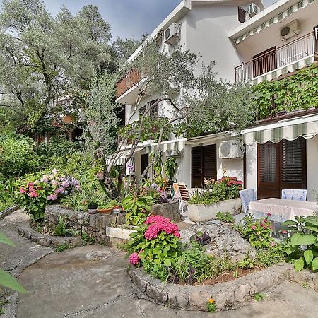 Sofija Apartments Свети Стефан Екстериор снимка