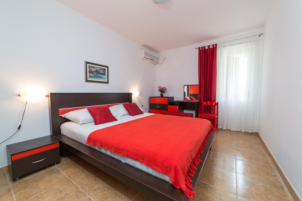 Sofija Apartments Свети Стефан Екстериор снимка