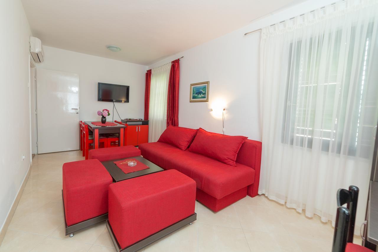 Sofija Apartments Свети Стефан Екстериор снимка