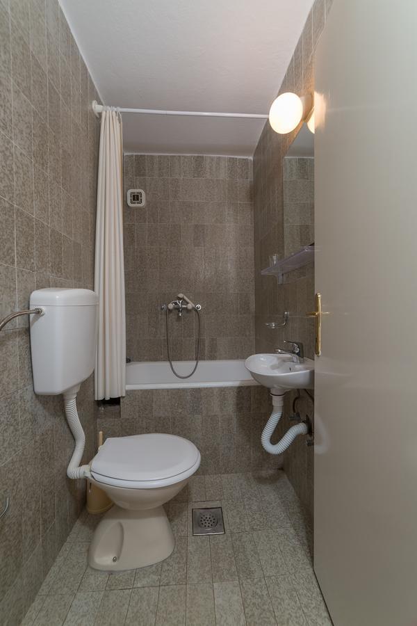 Sofija Apartments Свети Стефан Екстериор снимка