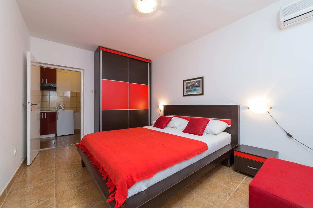 Sofija Apartments Свети Стефан Екстериор снимка