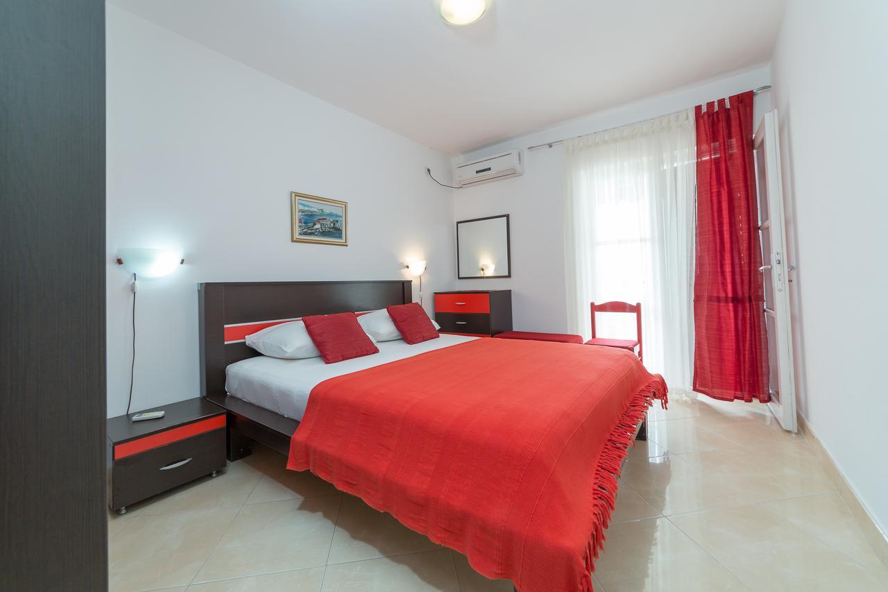 Sofija Apartments Свети Стефан Екстериор снимка