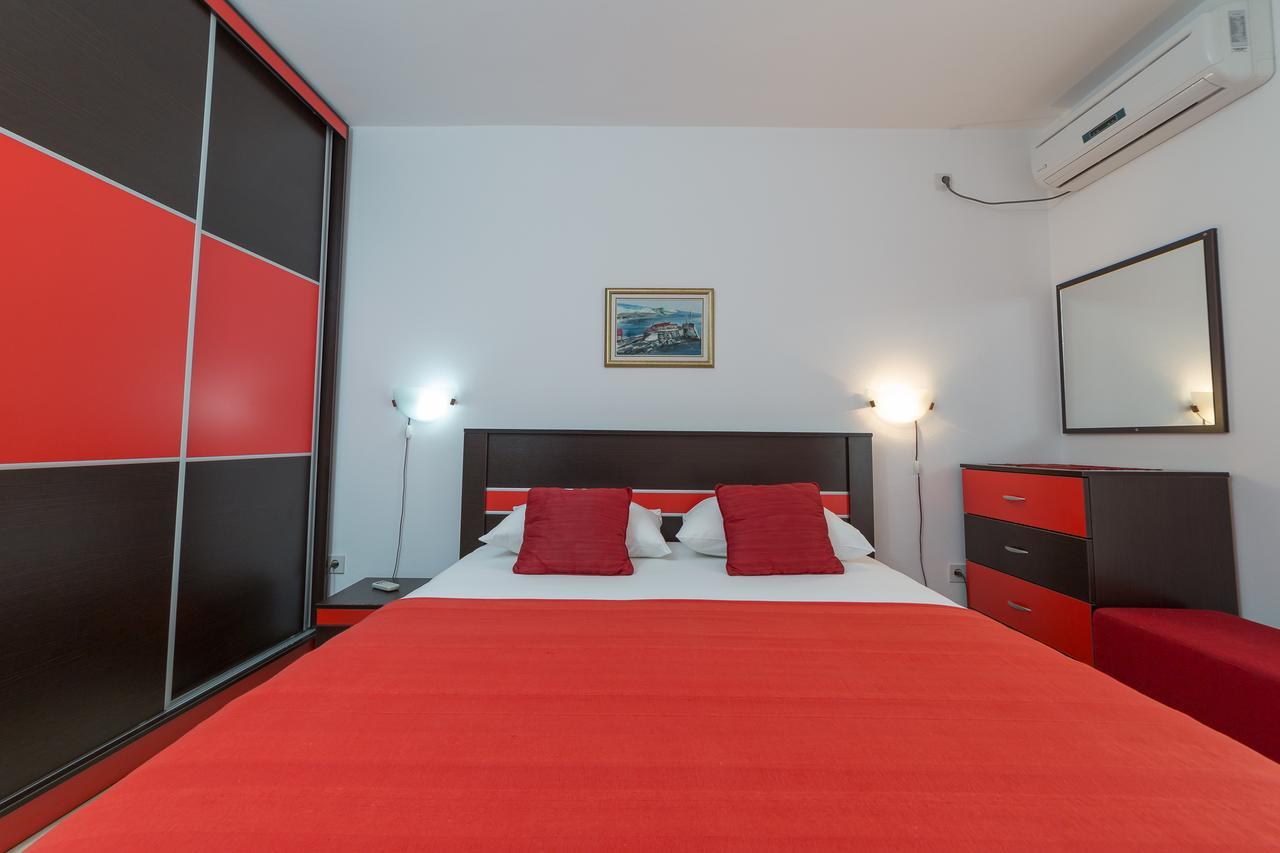 Sofija Apartments Свети Стефан Екстериор снимка
