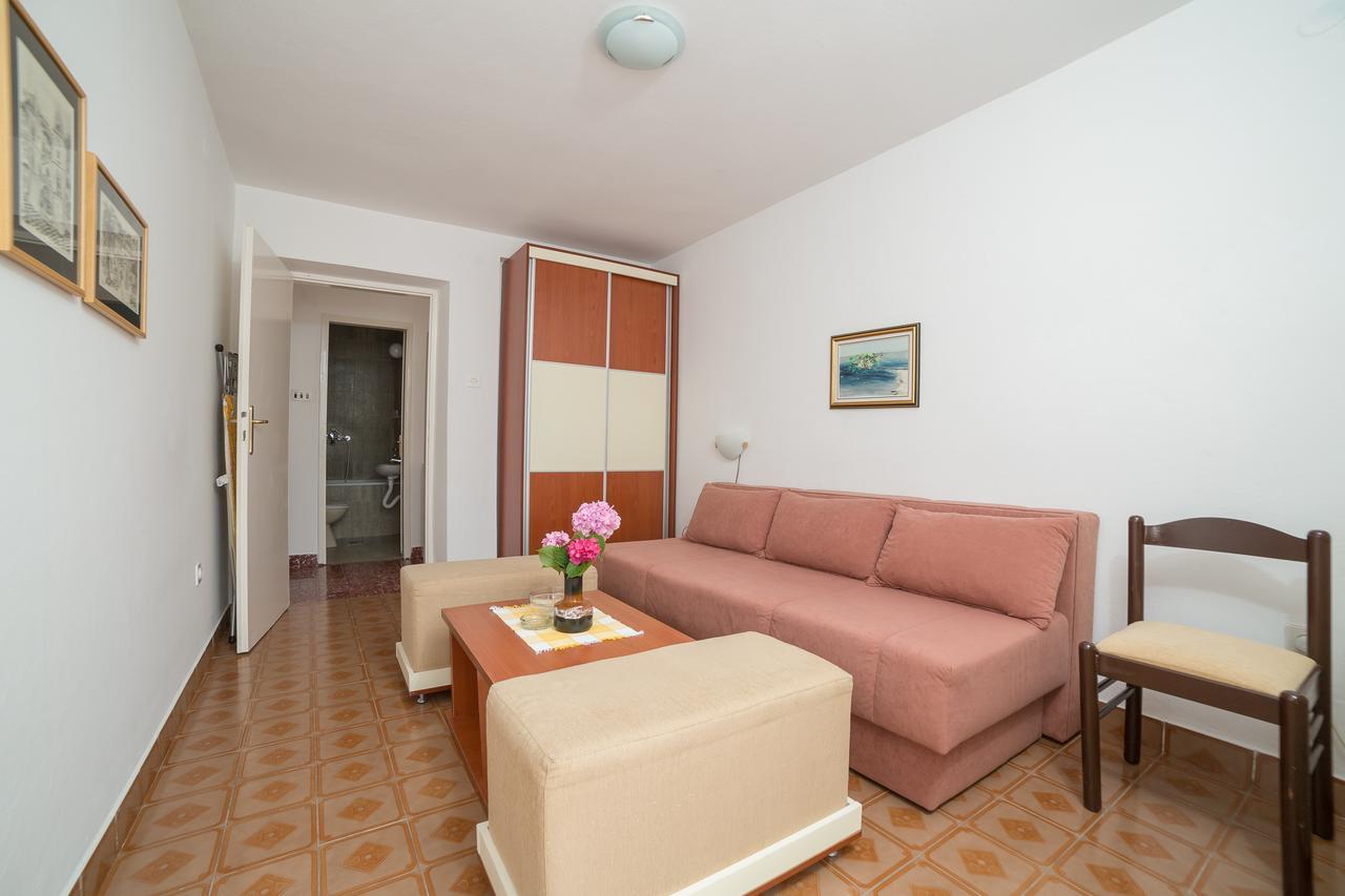 Sofija Apartments Свети Стефан Екстериор снимка